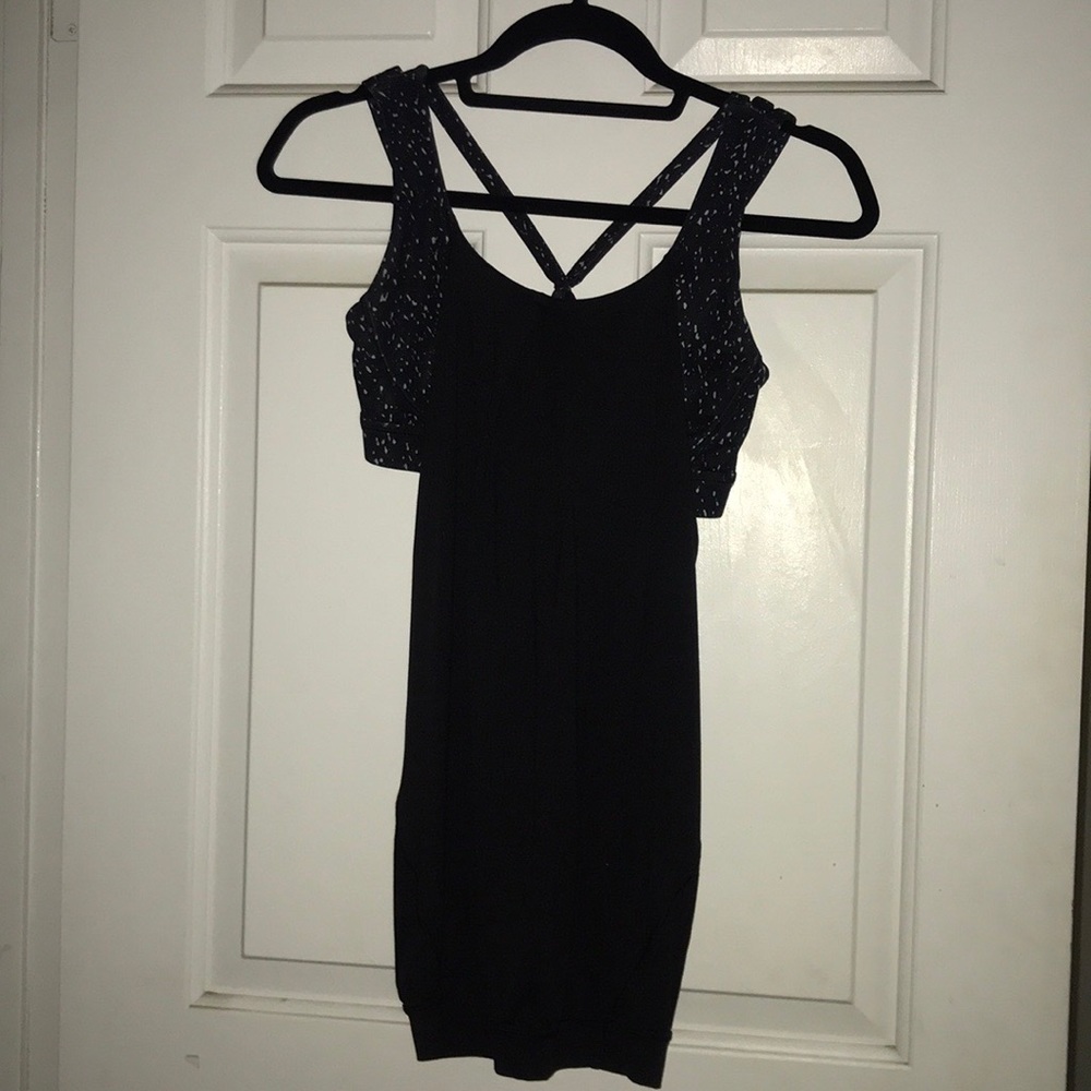 Lululemon workout shirt with built-in sports bra
